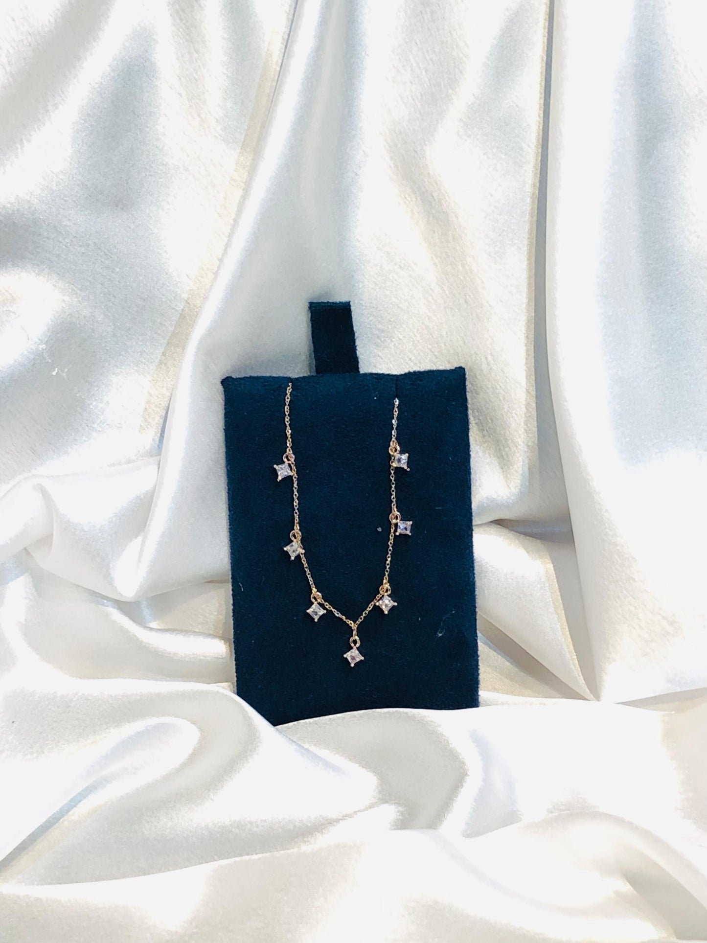 anti tarnish trending necklace