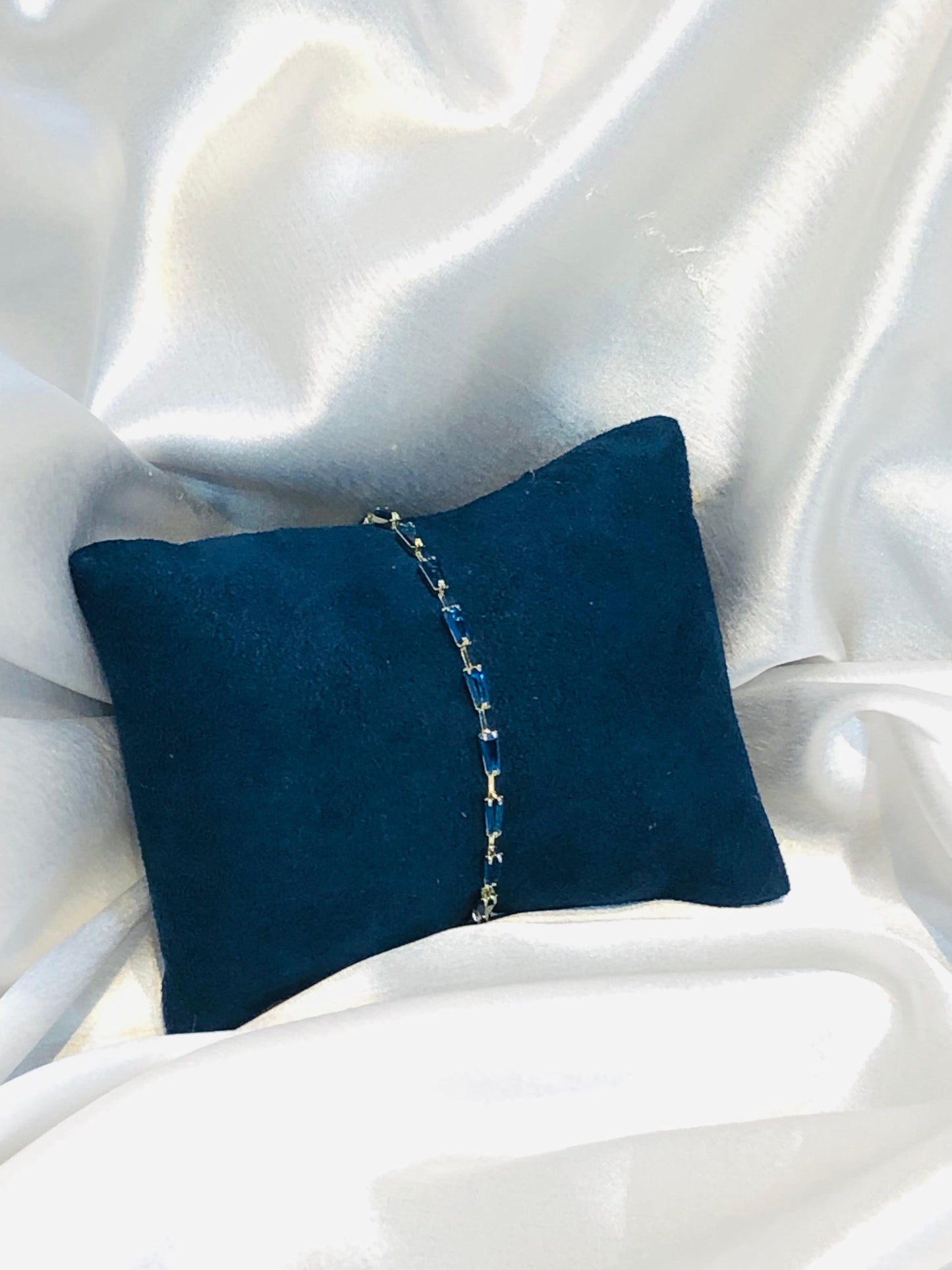 ant tarnish blue stone bracelets