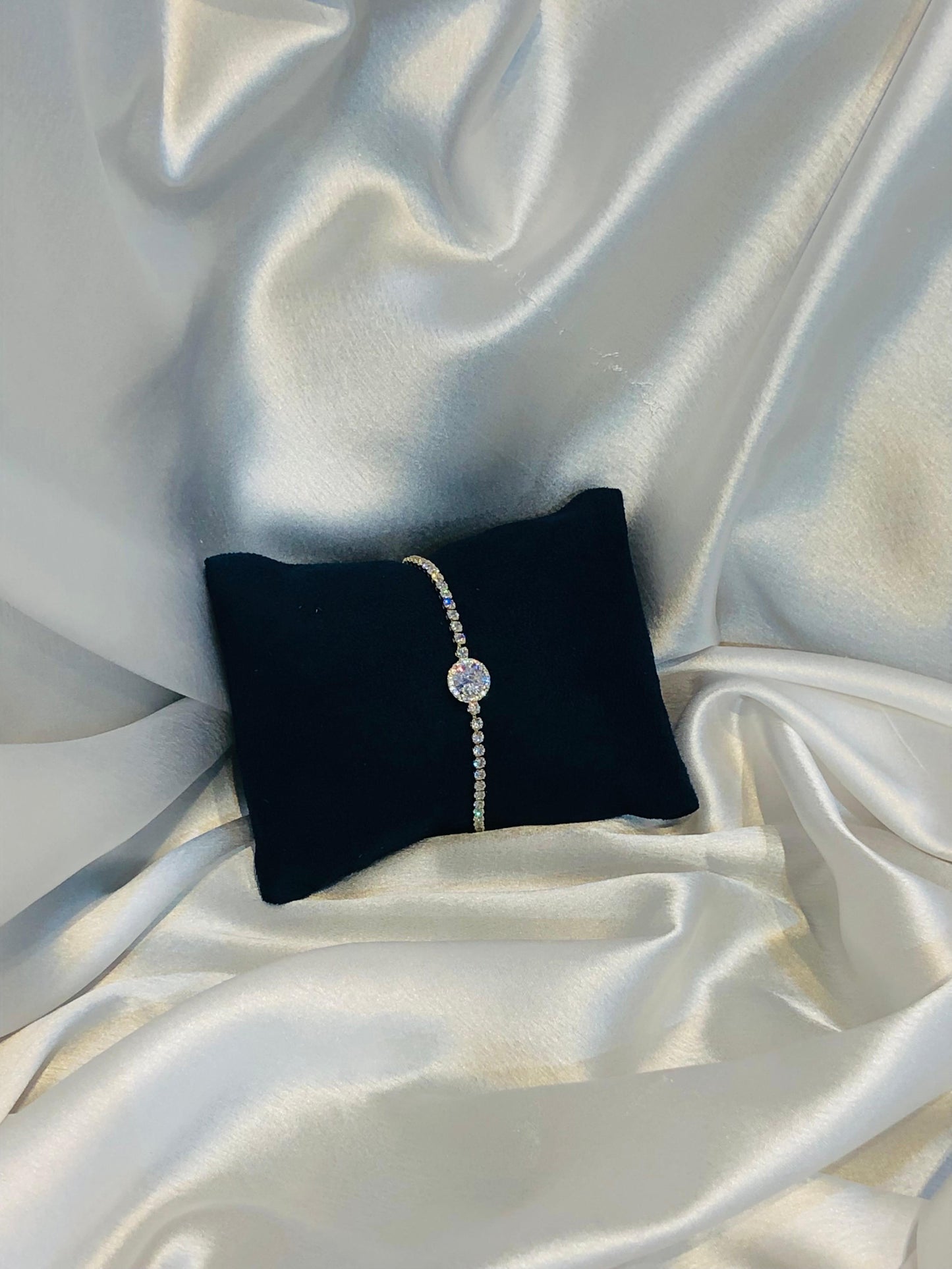 anti tarnish thin stone bracelets