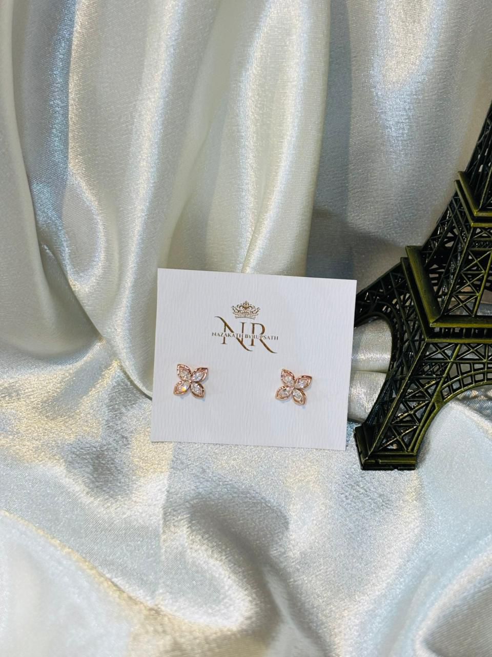 anti tarnish flower earring